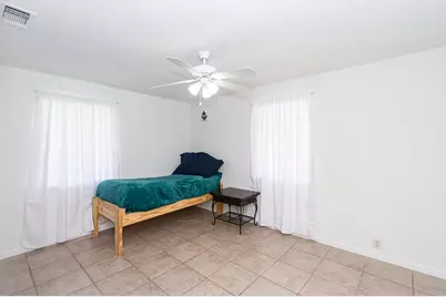 6811 Cemetary Road, Manvel, TX 77578 - Photo 11