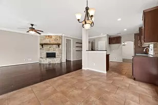 35 Woodmoor Pl, Magnolia, TX 77354 - Photo 17