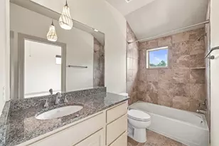 931 W 23rd St, Houston, TX 77008 - Photo 17