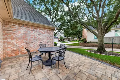 4607 Lake Village Drive, Weston Lakes, TX 77441 - Photo 31