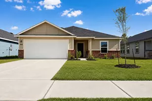 504 Oak Chase Ave, Dayton, TX 77535 - Photo 1