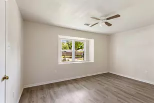 1158 Cottage Oak Ln, Houston, TX 77091 - Photo 7