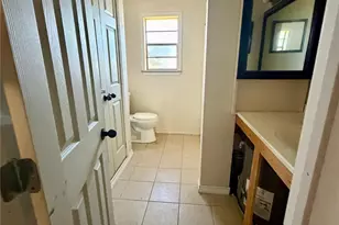 13595 Leaning Oaks Dr, Beaumont, TX 77713 - Photo 9