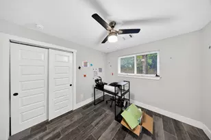 6215 Great Oaks Dr, Houston, TX 77050 - Photo 17