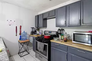 6038 Belmark St, Houston, TX 77033 - Photo 7