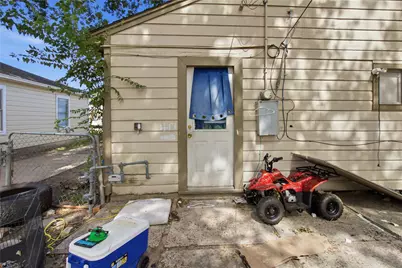 6038 Belmark Street, Houston, TX 77033 - Photo 13