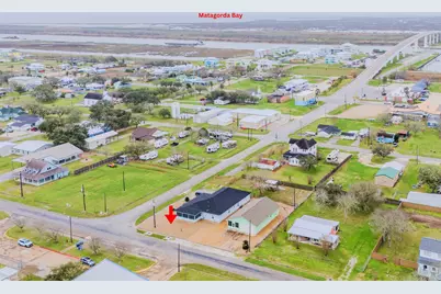 837 Wightman Street, Matagorda, TX 77457 - Photo 3