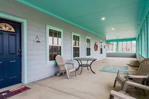 837 Wightman St, Matagorda, TX 77457 - Photo 5