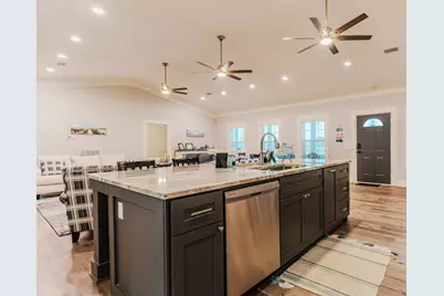 837 Wightman Street, Matagorda, TX 77457 - Photo 9