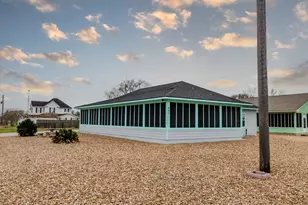 837 Wightman St, Matagorda, TX 77457 - Photo 41