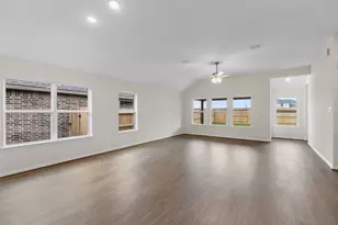 807 Evergreen Frst Ln, Rosharon, TX 77583 - Photo 9