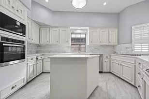 206 Mill Trail Dr, Sugar Land, TX 77498 - Photo 15