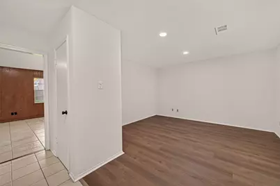 8807 Langdon Lane, Houston, TX 77036 - Photo 7