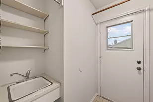 8807 Langdon Ln, Houston, TX 77036 - Photo 25
