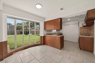 8807 Langdon Lane, Houston, TX 77036 - Photo 15