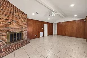 8807 Langdon Ln, Houston, TX 77036 - Photo 13