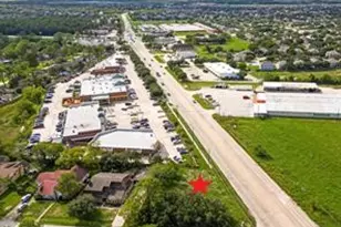 520 Fm 517 Road W, Dickinson, TX 77539 - Photo 1