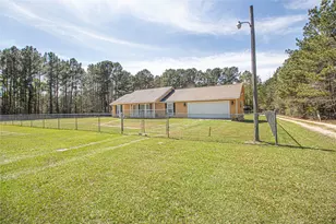 230 Knighton Ln, Livingston, TX 77351 - Photo 3