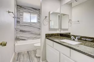 10403 Stockman Ln, Sugar Land, TX 77498 - Photo 17