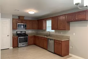 1409 Cheston Dr, Houston, TX 77029 - Photo 3