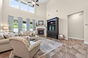 5123 Kendalia Cloud Ln, Fulshear, TX 77441 - Photo 9