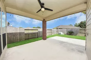 6611 Hawkins Hill Ln, Dickinson, TX 77539 - Photo 37