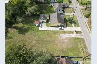 5320 Carmen Street, Houston, TX 77033 - Photo 7