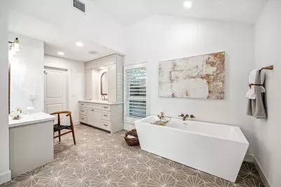 14 Lush Meadow Place, The Woodlands, TX 77381 - Photo 21