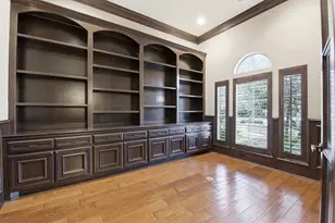 30 N Palmiera Cir, The Woodlands, TX 77382 - Photo 7