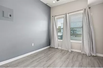1028 Avenue K #3, Galveston, TX 77550 - Photo 9
