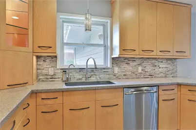2427 Willowby Drive, Houston, TX 77008 - Photo 11