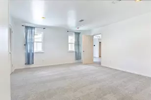 2427 Willowby Dr, Houston, TX 77008 - Photo 17