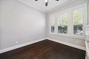 1211 Cheshire Ln, Houston, TX 77018 - Photo 17