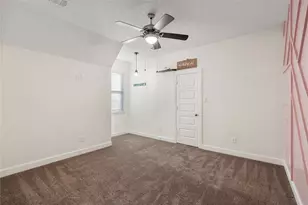 12379 Pebble View Dr, Conroe, TX 77304 - Photo 31
