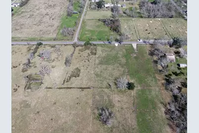 320 W Pleasant Street, Brazoria, TX 77422 - Photo 5