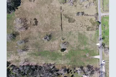 320 W Pleasant Street, Brazoria, TX 77422 - Photo 9