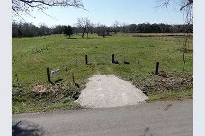 320 W Pleasant Street, Brazoria, TX 77422 - Photo 13