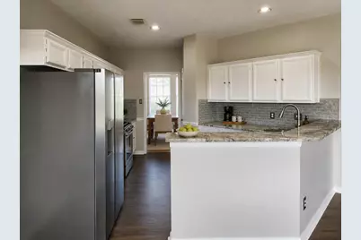 2412 N Mission Circle, Friendswood, TX 77546 - Photo 9