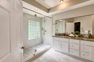 2412 N Mission Cir, Friendswood, TX 77546 - Photo 25