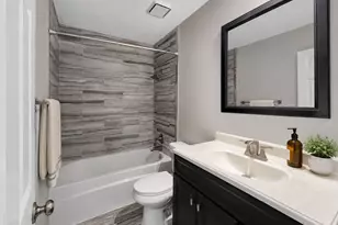 2412 N Mission Cir, Friendswood, TX 77546 - Photo 19