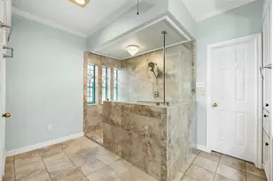 106 River Oaks Dr, Baytown, TX 77523 - Photo 17