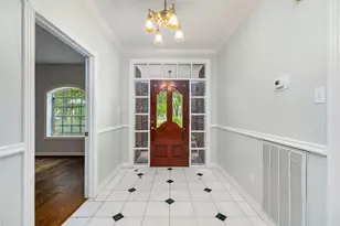 106 River Oaks Dr, Baytown, TX 77523 - Photo 5