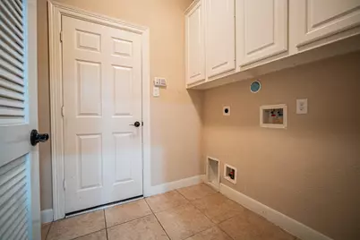 8303 Crescent Knolls Drive, Richmond, TX 77406 - Photo 15