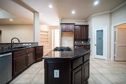 8303 Crescent Knolls Drive, Richmond, TX 77406 - Photo 11