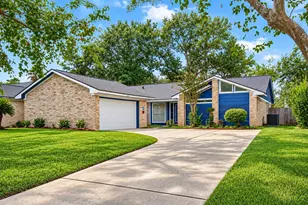 25815 Pepper Ridge Ln, Spring, TX 77373 - Photo 1