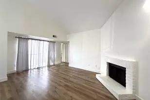 9809 Richmond Ave, Houston, TX 77042 - Photo 5