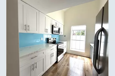 9809 Richmond Avenue #5, Houston, TX 77042 - Photo 1