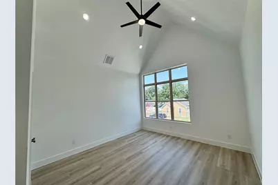 1504 Griffin Street, Houston, TX 77009 - Photo 9