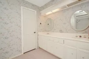 5422 Foresthaven Dr, Houston, TX 77066 - Photo 17