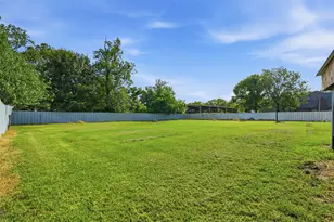 212 Jones Rd, Highlands, TX 77562 - Photo 21